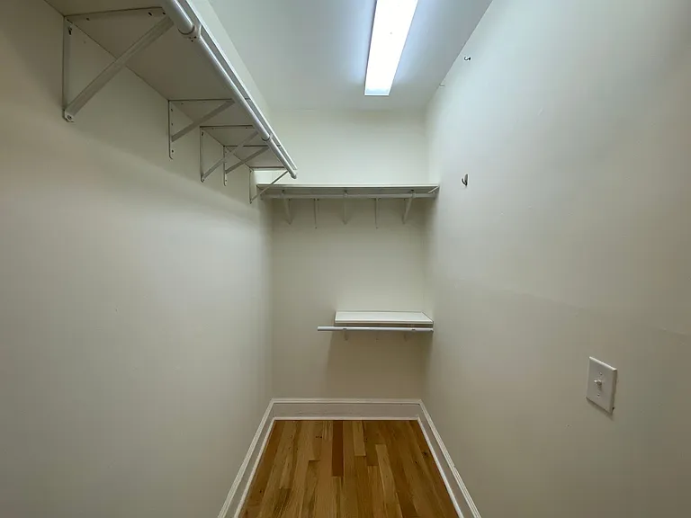 203 Shawnee St — Photo 17