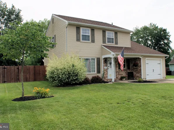 6 Thames Ln, Westampton, NJ 08060