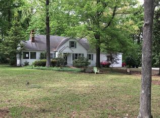 1307 Mason Farm Rd, Chapel Hill, NC 27514