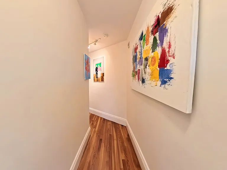 185 Davis Ave #8 — Photo 8