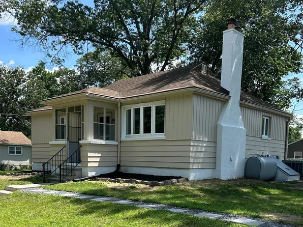 109 Coral Ave, Mount Laurel, NJ 08054