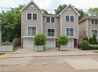 409 N Gridley St APT E, Bloomington, IL 61701