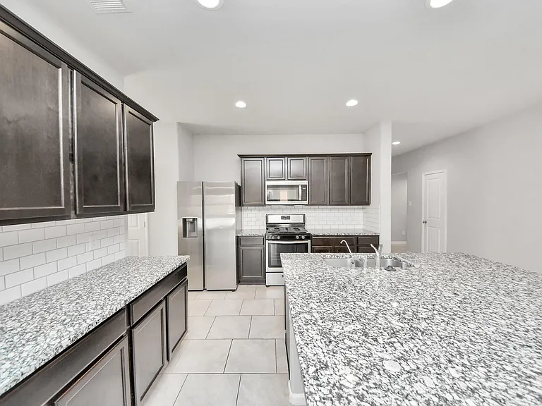 3314 Zephyr Park Ln — Photo 16