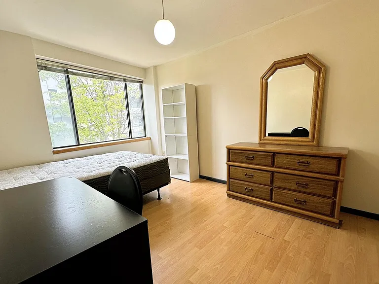 211 Linden Avenue — Photo 20