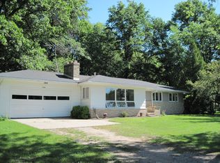 1385 E Gordonville Rd, Midland, MI 48640