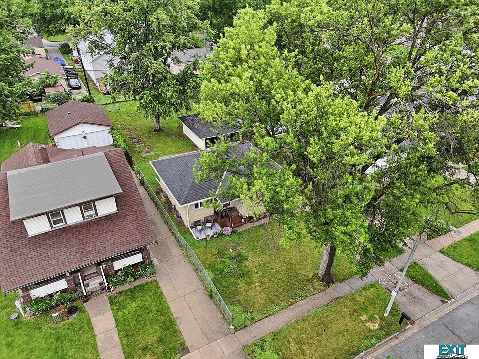 ルチェルナあり 3319 Touzalin Ave, Lincoln, NE 68507 | Zillow