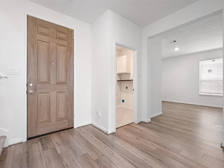 6107 Topaz Pines Trl — Photo 4