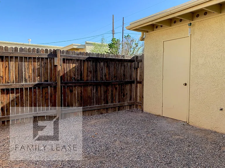4051 E Bellevue St — Photo 11