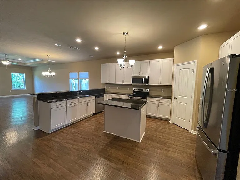 7879 SW 80th Dr — Photo 3