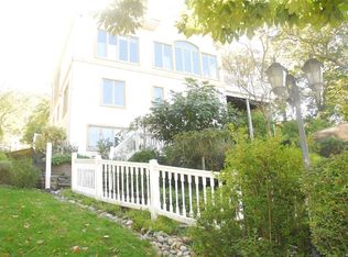 80 Harbor Beach Rd, Miller Place, NY 11764