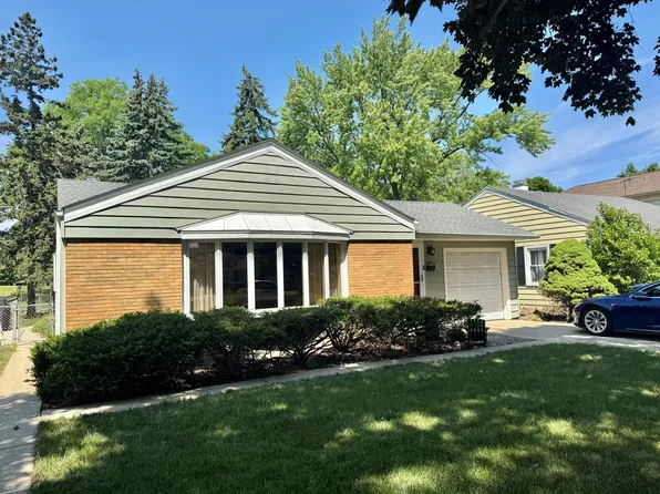 960 Alfini Dr, Des Plaines, IL 60016