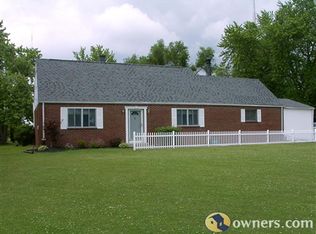 209 N Wynn Rd, Oregon, OH 43616