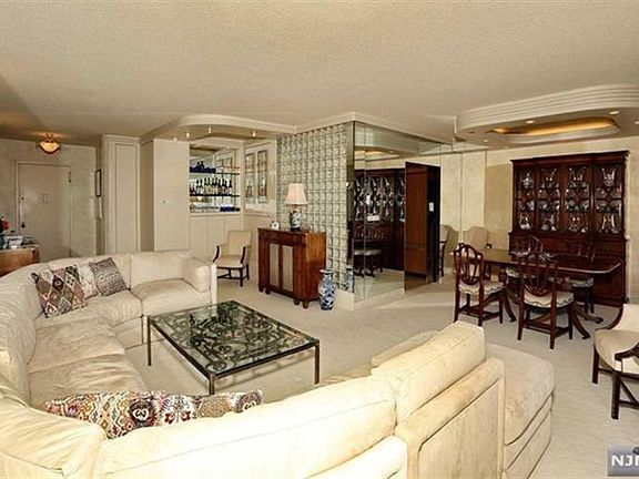 5th image of 1530 Palisade Ave APT 28J