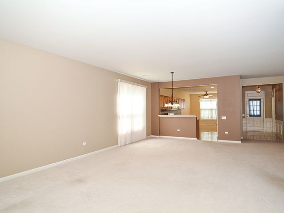 4th image of 13470 Honeysuckle Dr