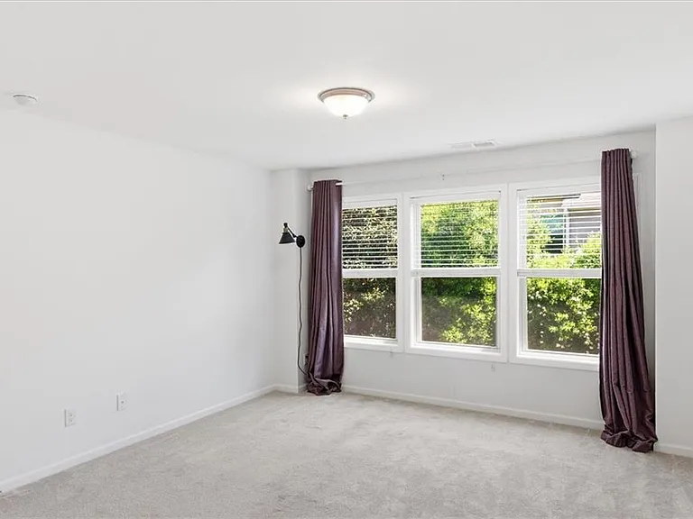 13459 Gardiner Ln — Photo 25