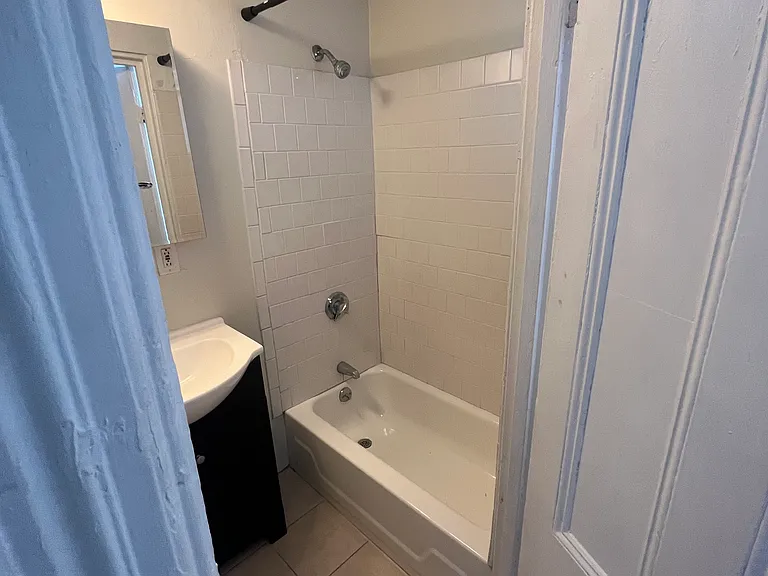 183 Harvard St #3A — Photo 32