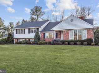 200 Winding Way, Moorestown, NJ 08057