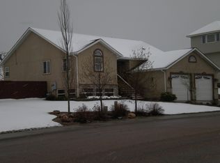 2108 Nighthawk Dr, Laramie, WY 82072
