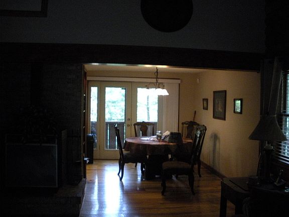  NEW Dining room