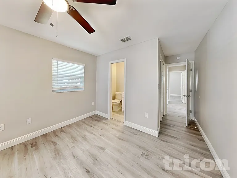 8307 N Elmer St — Photo 6