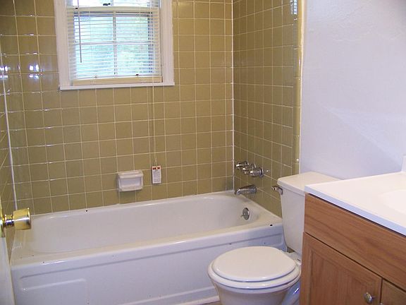 Hall bath