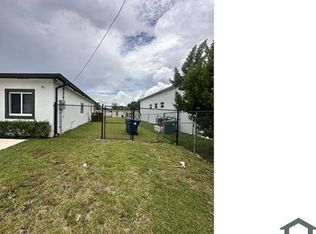 12090 SW 213th St #12090, Miami, FL 33177