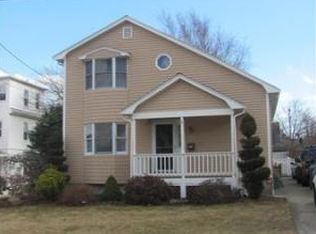 60 Humphrey St, New Bedford, MA 02745