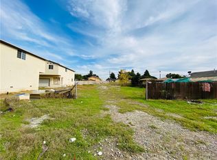 1116 Flint Ave, Wilmington, CA 90744