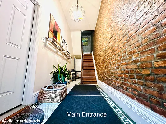 Rented by Corcoran | media 1