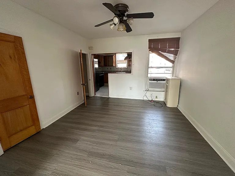 3404 Tyson Ave — Photo 4