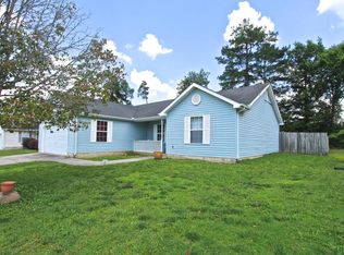 214 Colony Cir, Fort Oglethorpe, GA 30742