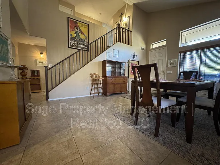 4283 E Shannon St — Photo 4