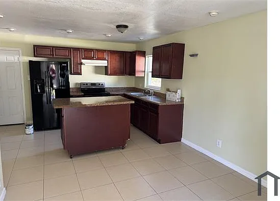 7732 Arezzo Ave — Photo 16