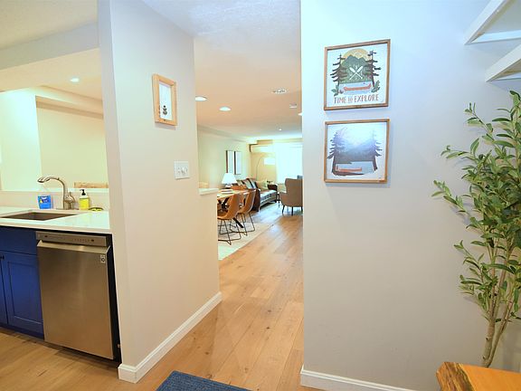 5th image of 10 Bunker Lane #201