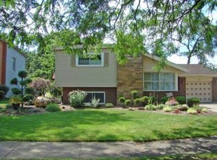 238 S Linden Ave, Elmhurst, IL 60126