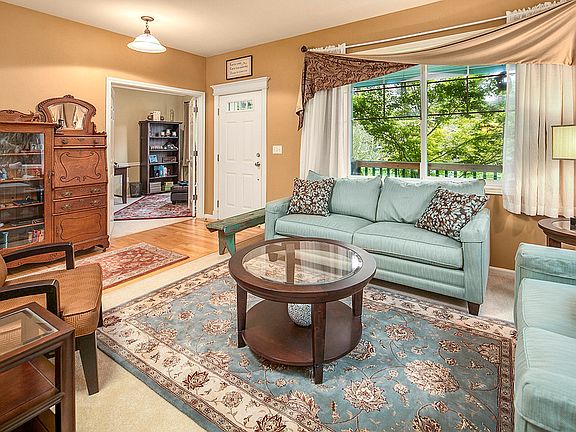 3rd image of 32422 SE 43rd Pl