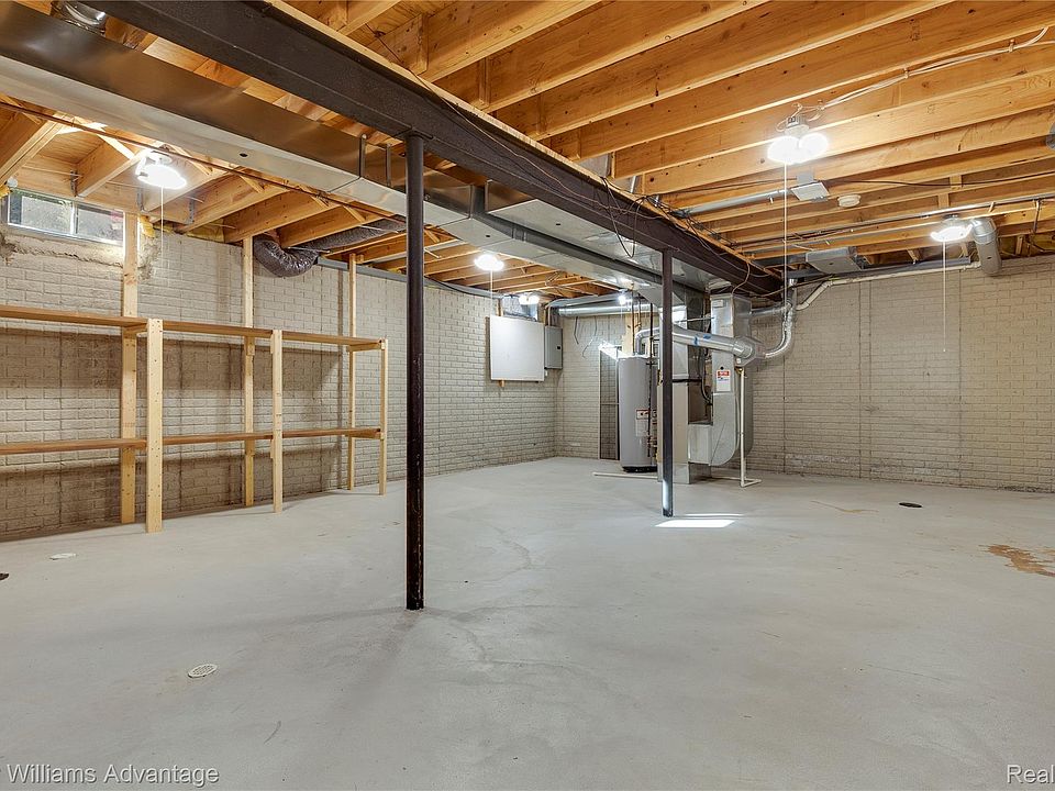 104 W Tacoma St, photo 27