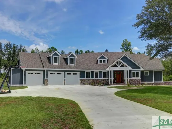 80 Shuman Dr, Pembroke, GA 31321