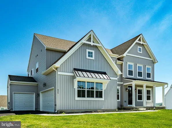 925 Marina Ct, West Chester, PA 19382
