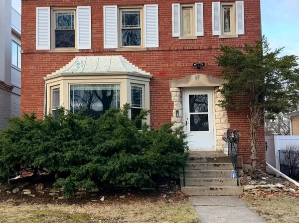 4940 Estes Ave, Skokie, IL 60077