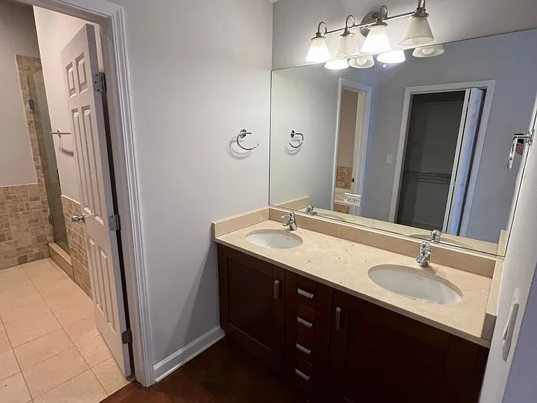 1537 North Milwaukee Avenue — Photo 7