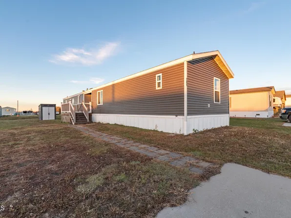 289 Partridge Ln, Bismarck, ND 58504