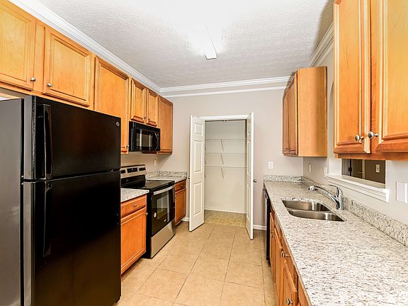 5th image of 11173 Aliyah Dr
