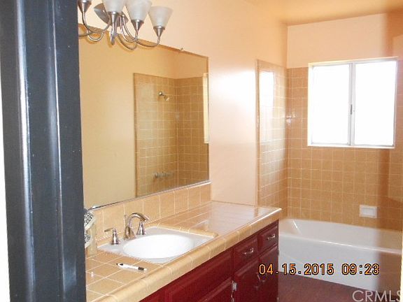 5th image of 7410 Hermosa Ave