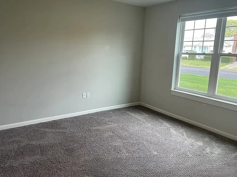 25 Circle St #3 — Photo 6