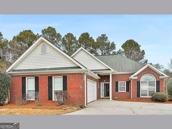 110 Cloverwood Dr, Fayetteville, GA 30215