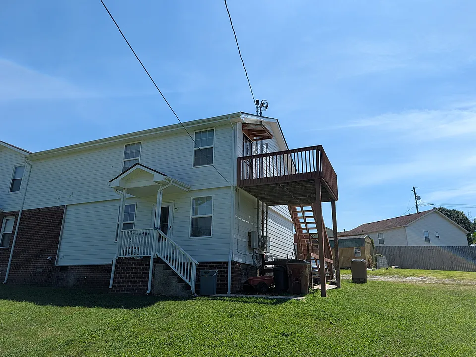 1311 Pierce Rd #B