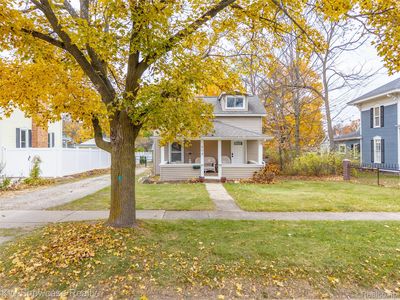 608 S Adelaide St, Fenton, MI, 48430