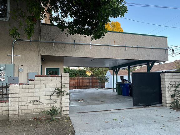 3rd image of 22054 Leadwell St