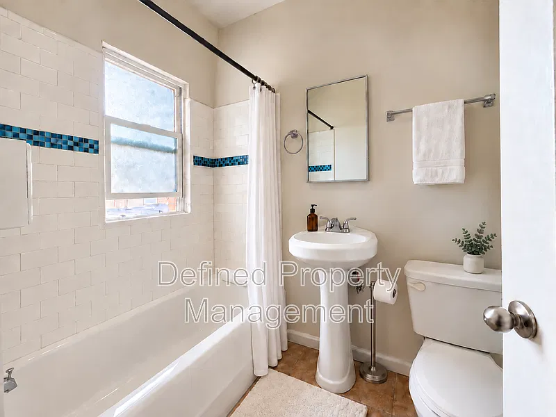Studio, 1.0 bath, 400 sqft, $1,495 — Photo 4